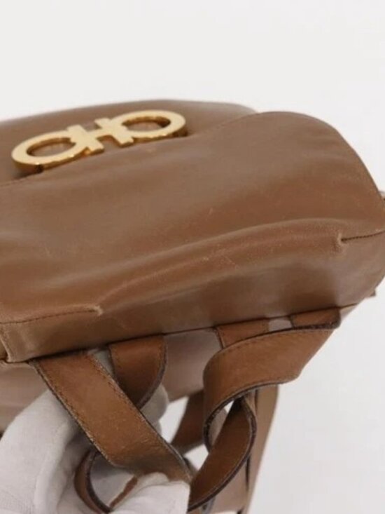 Salvatore Ferragamo Backpack Leather Beige Gold Auth 152109 main image 4